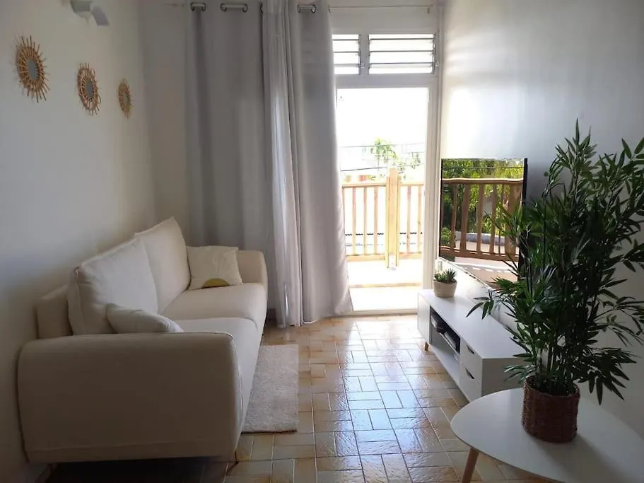 Apartment Les Cocons De Sainte-Rose, Location De Vacances